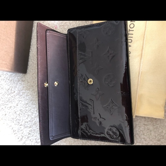 Louis Vuitton Sarah Vernis Amarante Wallet! - Picture 7 of 8